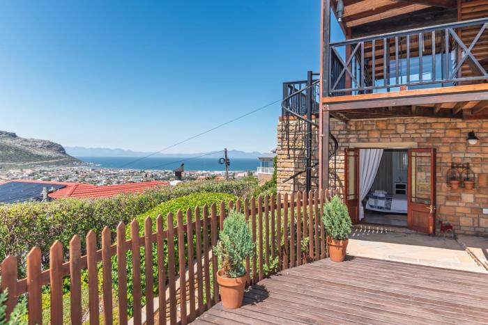 Serene Sea View Suite in Fish Hoek