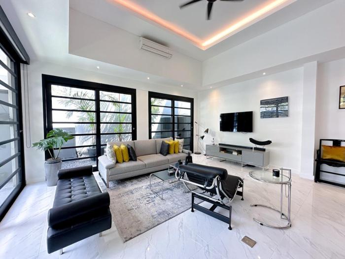 Modern 2BR Pool Villa in Umalas-Billiard-Long Pool