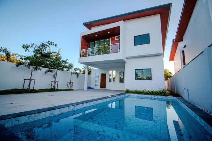 The Hide Private Pool Villa
