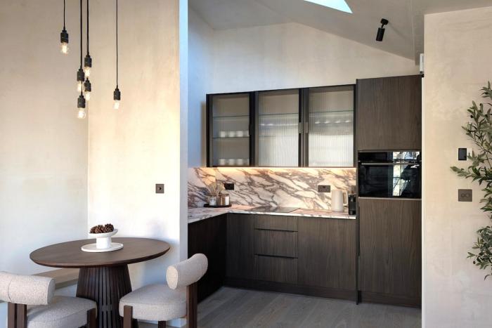 Central 1 Bed on Portobello Road, Notting Hill