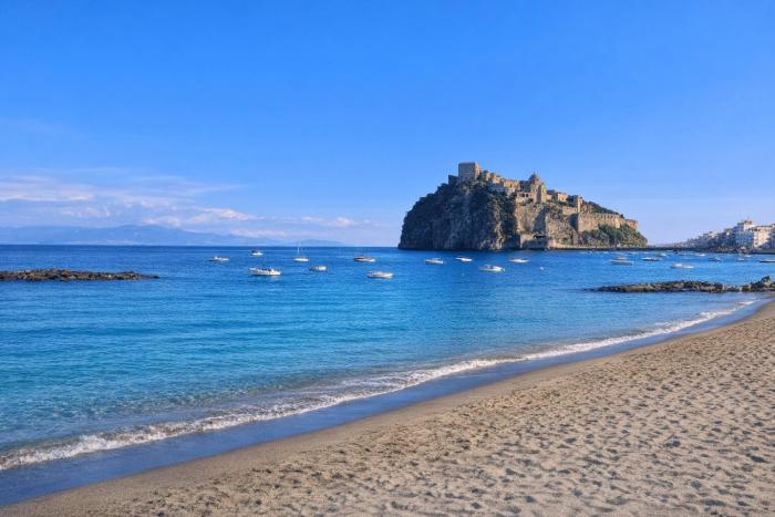Casa al Mulino - 2 Bedrooms Apartment - Seafront and Castle View - Ischia