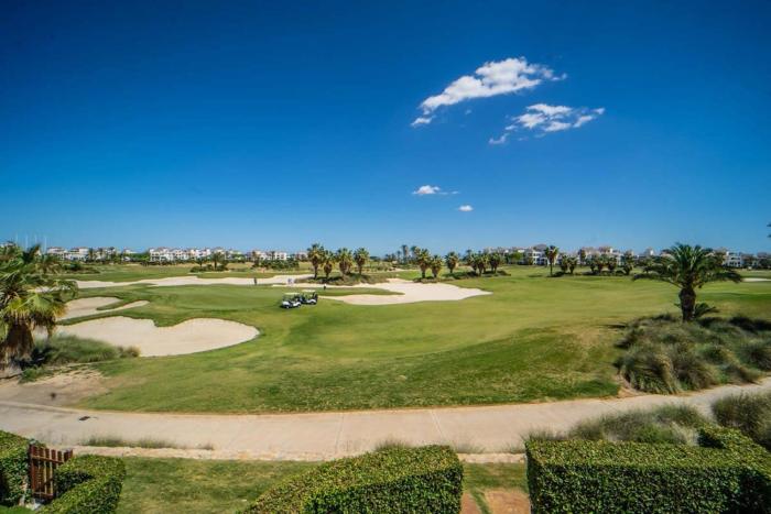 Comfortable First Floor Apartment with Views to the 18th Green - AO311LT