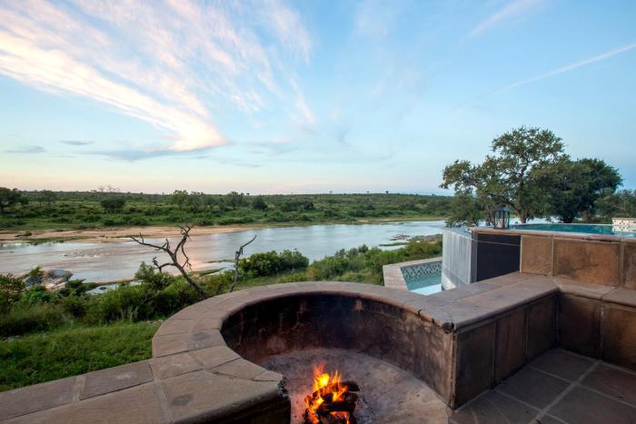 Buffalo Brooke - Mjejane Game Reserve