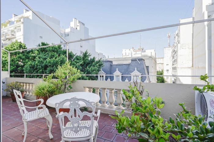 LDV Aparts 4A by MOT Rentals