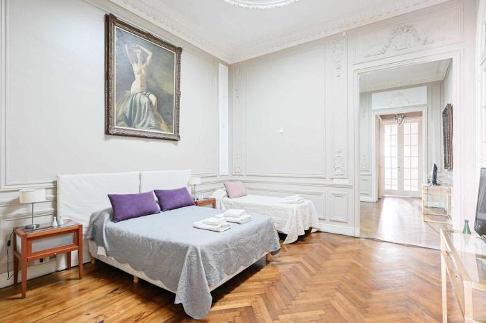 LDV Aparts 2A by MOT Rentals