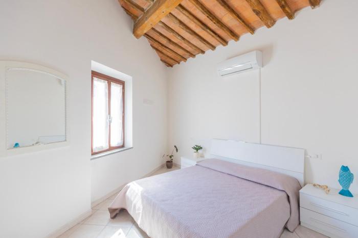 La Casina di Mirella by Elbasummer