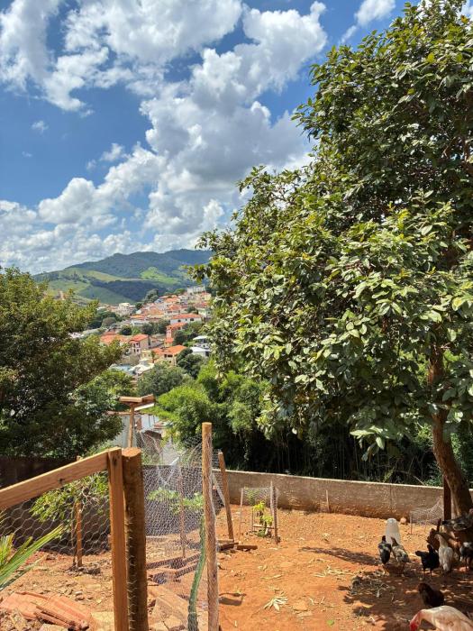 Refùgio e tranquilidade casa próxima do centro