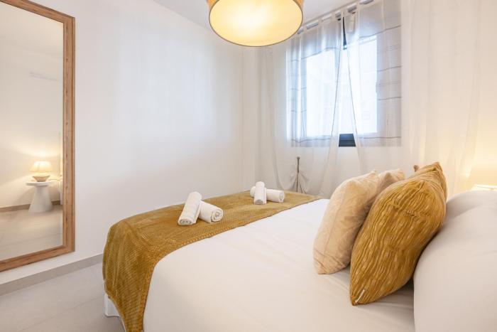 Modern Golf Oasis Mijas Pool, Terrace & Parking