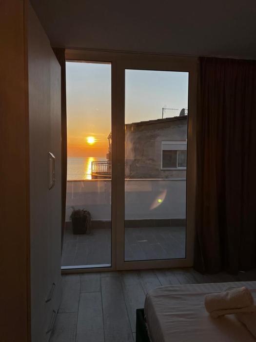 Sea Breeze Apartment