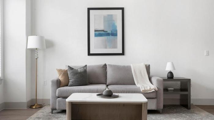 Landing Modern 1BD in Montopolis