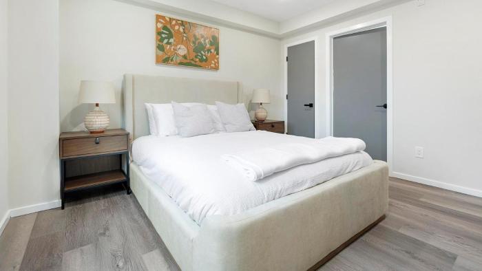 Landing Apartments - 4415 Chestnut