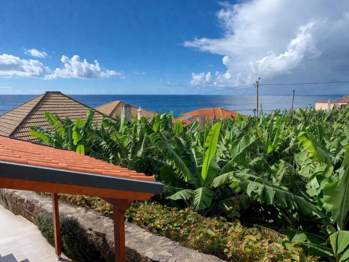 Ribeira Beach House- Ideal for relax & remote work