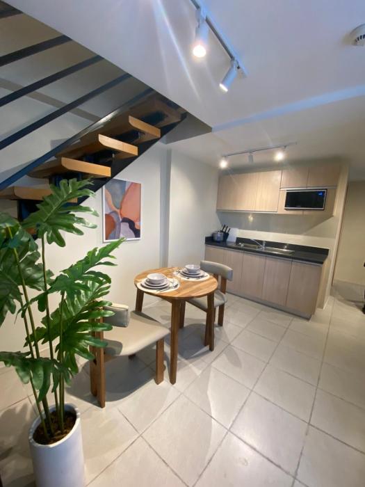 Penthouse Bi-Level interior design unit 3424