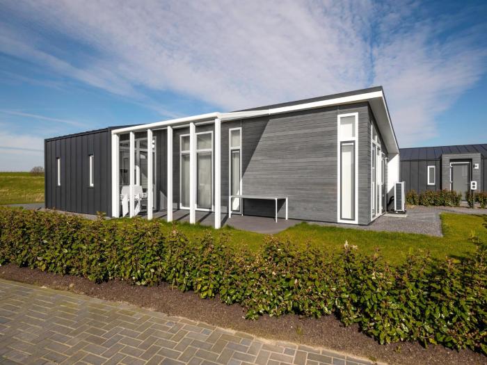 Modern Wemeldinge Holiday Home for 6