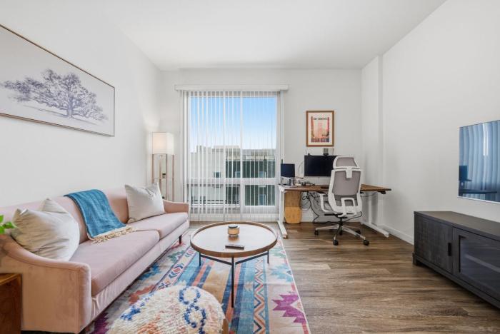 Mission Bay 1 BR w Work Setup by Anyplace - 11749