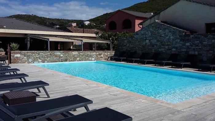 Studio pour 4 personnes avec piscine