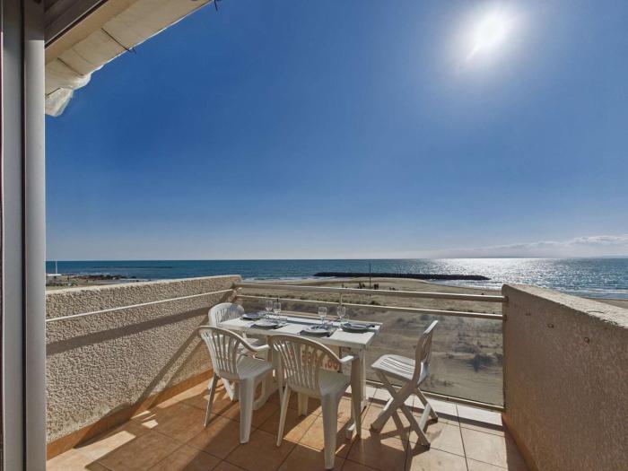 Grau dAgde : Studio cabine avec terrasse, parking privé, vue mer - FR-1-423-270