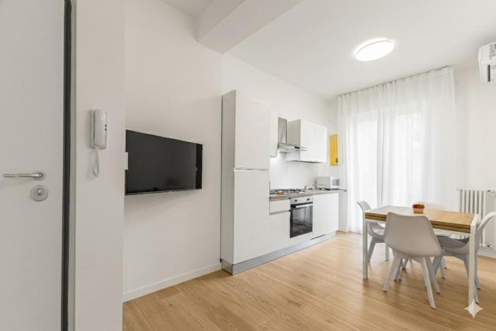 Modern Apt, 25 min Duomo, Metro 5 min & WiFi