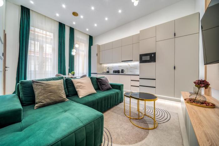 D10 Central Apartment