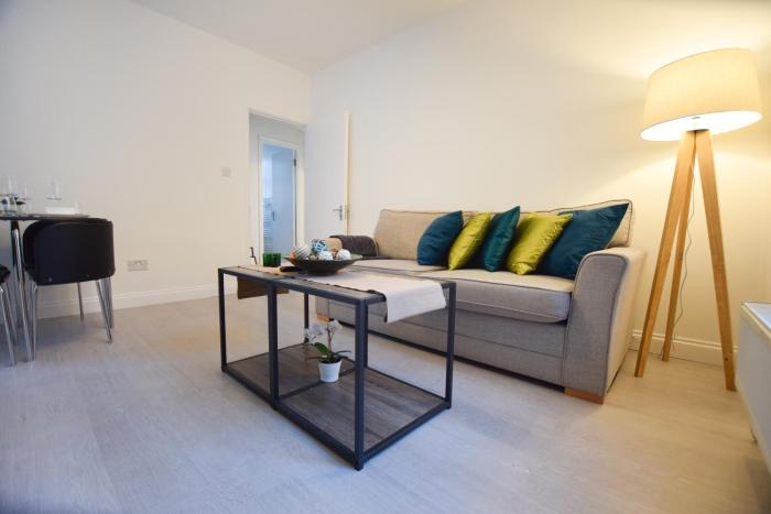 2 bedrooms London Easy Access to Landmarks