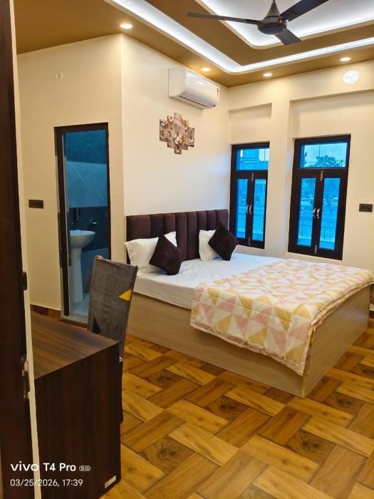 Hotel Hariom Paradise