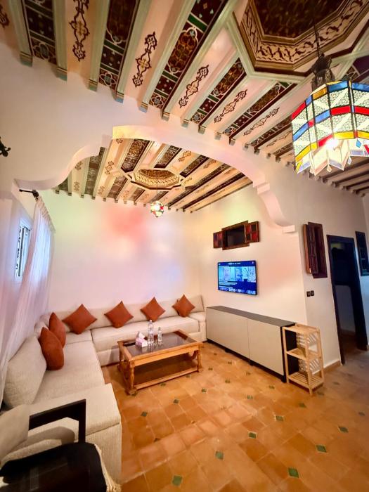 Peaceful Escape, Cozy Studio with Pool, Marrakech Tourist Village
