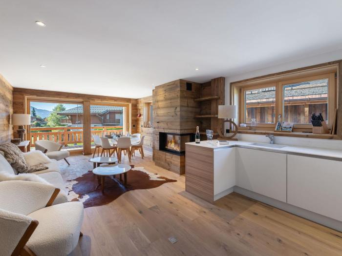 Appartement lumineux de 100 m² avec balcon, proche centre Megève, 4 adultes et 2 enfants - FR-1-569-87