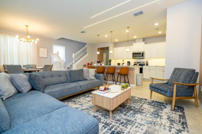 Last Minute Disney Luxury Townhouse with Private Pool. Book Now WC131