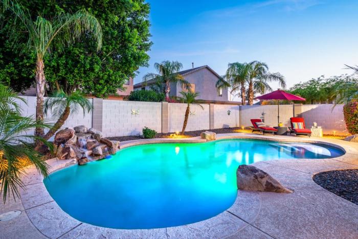 Sleek 5bed pet friendly And Pool