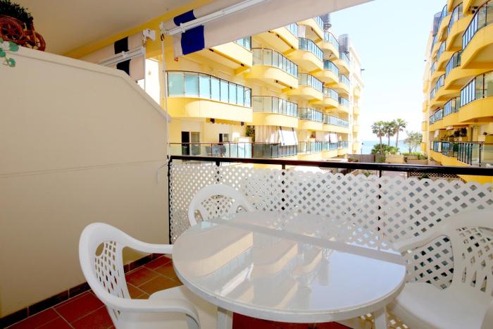 Estepona Town Apartment LAMAREA