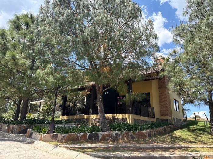 Cabaña No.6 Puerta del Bosque Mazamitla.