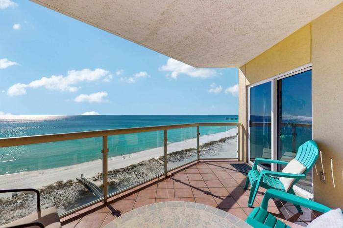 Incredible Gulf Front Condo Onsite Pools Fitness Center Dry Sauna