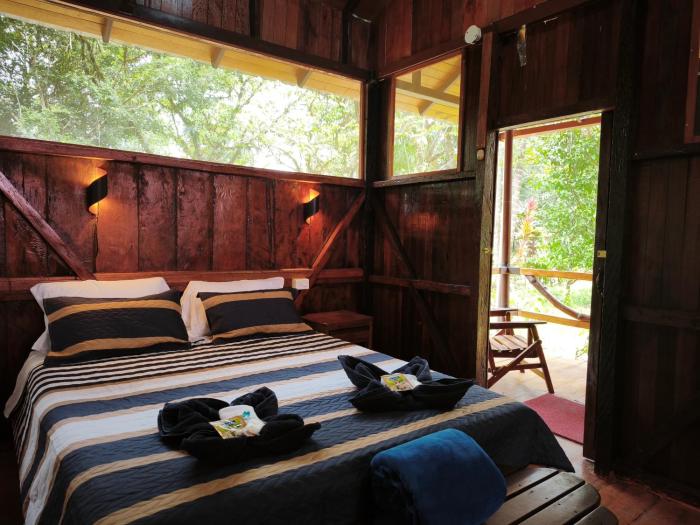 Mariana Miller Lodge