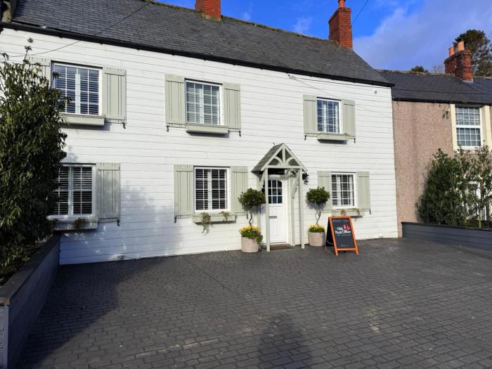 The Old Post Office - B&B and Coffee Shop