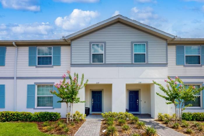 Windsor Island Wonder - private pool, near theme parks & new Club House