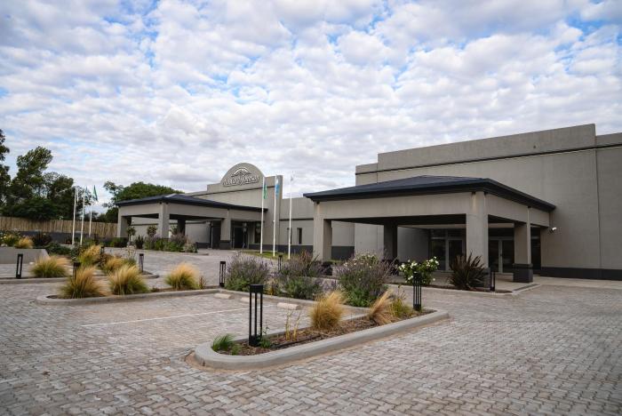 Howard Johnson Hotel, Spa & Convention Center Bahia Blanca