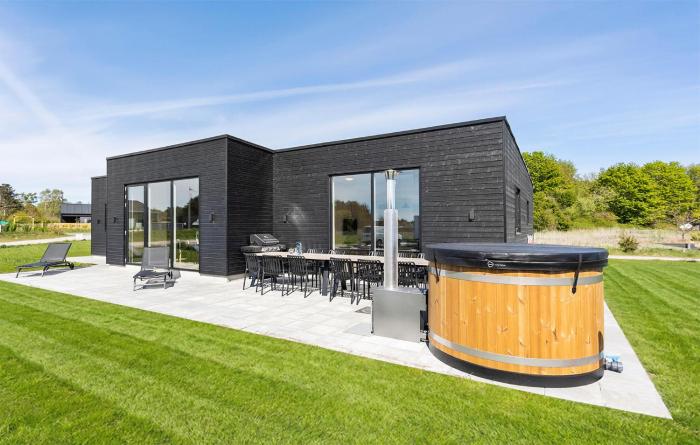 Awesome Home In Grenaa With Sauna