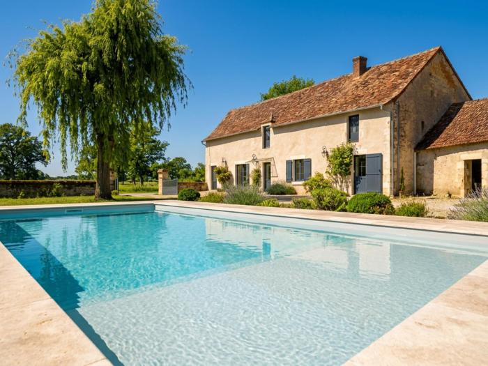 Maison rénovée au cœur de la Brenne avec piscine chauffée - FR-1-591-734