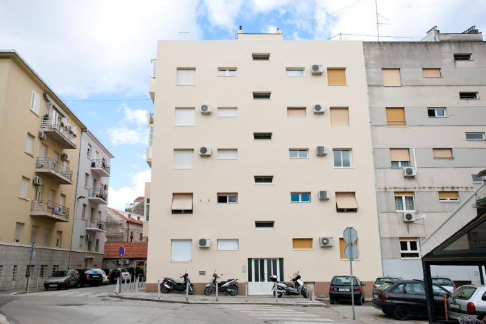 Apartments with WiFi Split - 25419