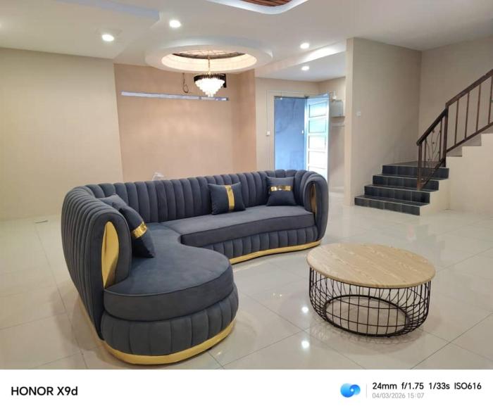 Epy Homestay Taman melor
