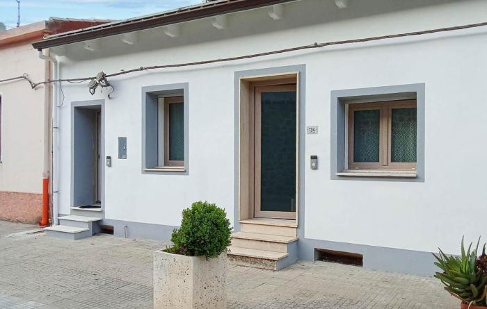 1 Bedroom Pet Friendly Home In Sedini
