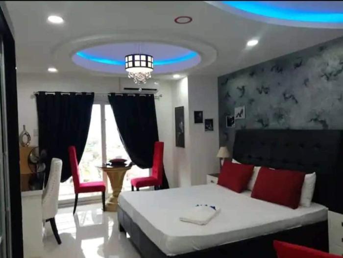 Studio Kandi Palace 10th floor, Netflix, Free Maid, 55sqm