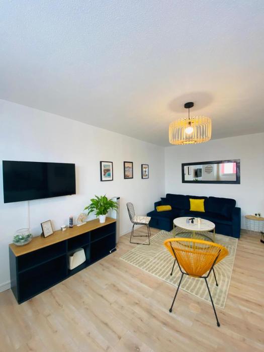 Biarritz Hyper centre T2 parking privé