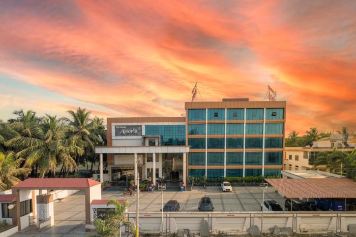 THE GRAND ASTORIA SOMANTH by Shivalaya Darshanam