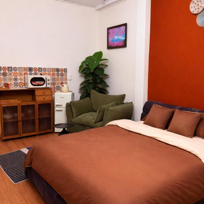 Casati Staycation & Home