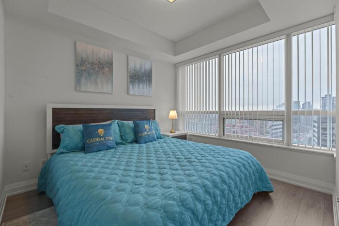 The Best Location 1 Bedroom Condo in the Heart of Downtown Toronto