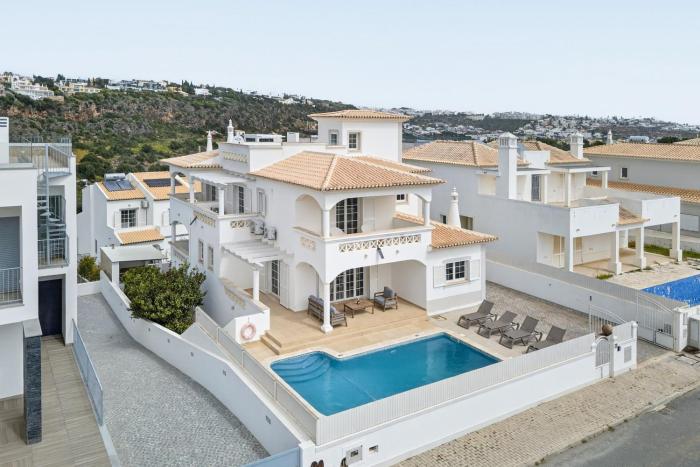 Villa Feliz by Algarve Holidays