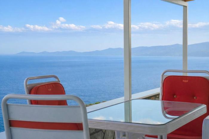 Nireos Coast Evia - Panoramic Seaview Gem