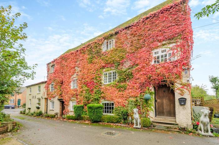 1 Bed in Sedgeberrow oc-w30007
