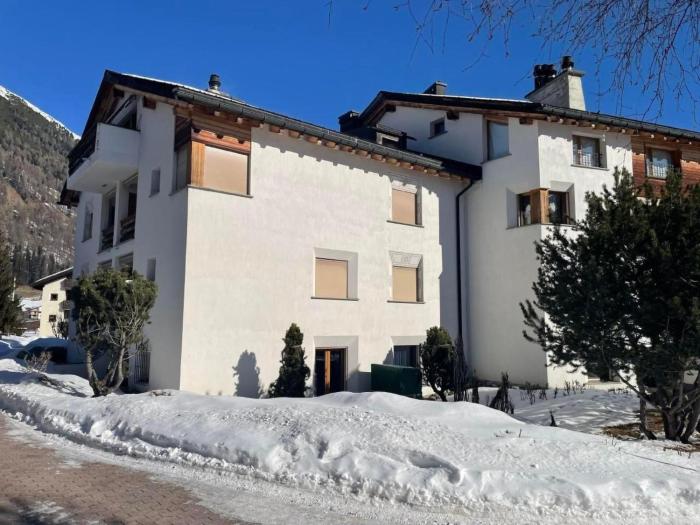 Apartment Chesa Palü by Interhome